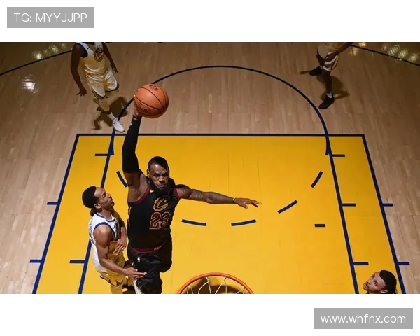 詹姆斯三双难救湖人弗拉格闪耀